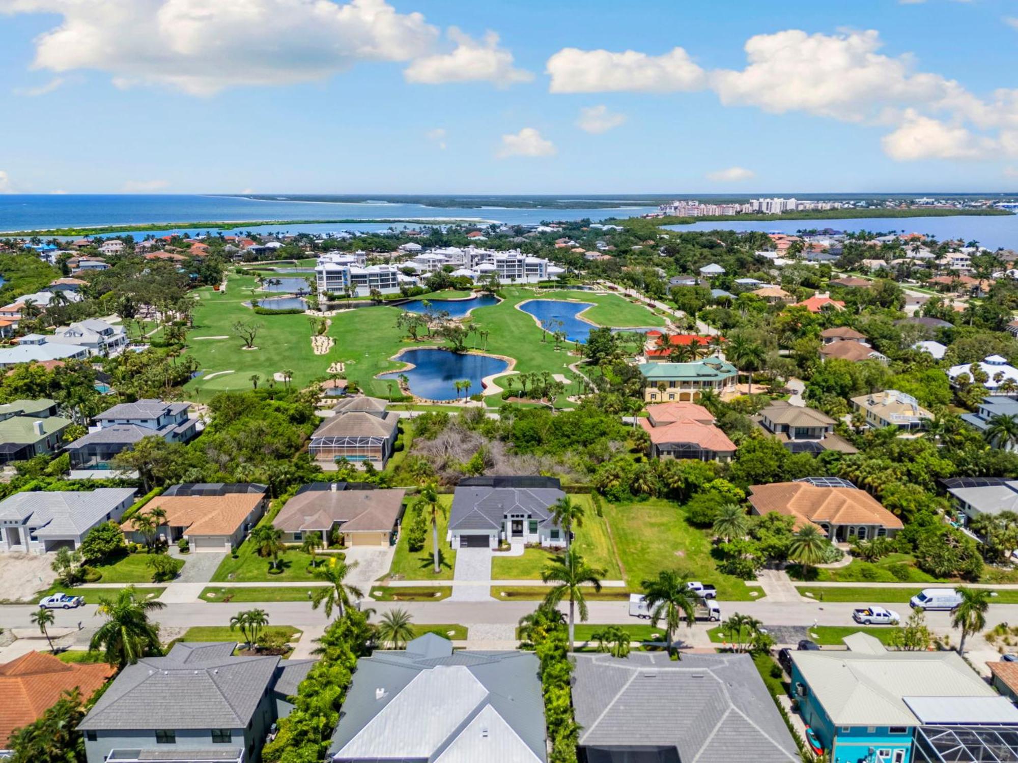 Walking Distance To The Beach! Extravagant 2024 Coastal Oasis Villa Pulau Marco Luaran gambar